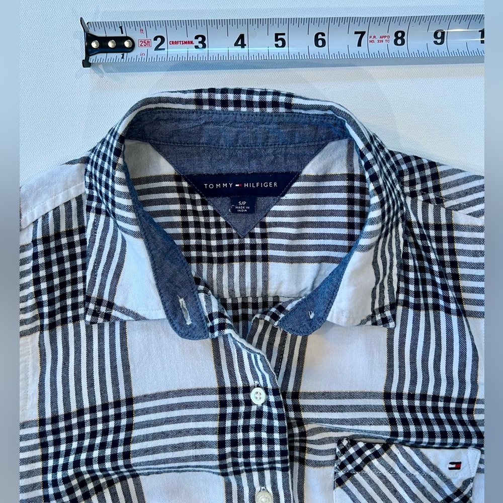 Tommy Hilfiger Plaid Flannel Metallic Stitch Button Down Logo Black White - Picture 5 of 14
